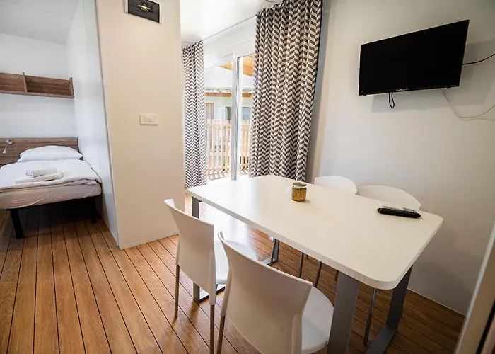 펜션 Mediteran Homes With Terme Catez Tickets *